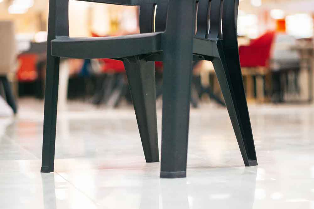 Стул садовый с подлокотниками Rattan CHICAGO из пластика